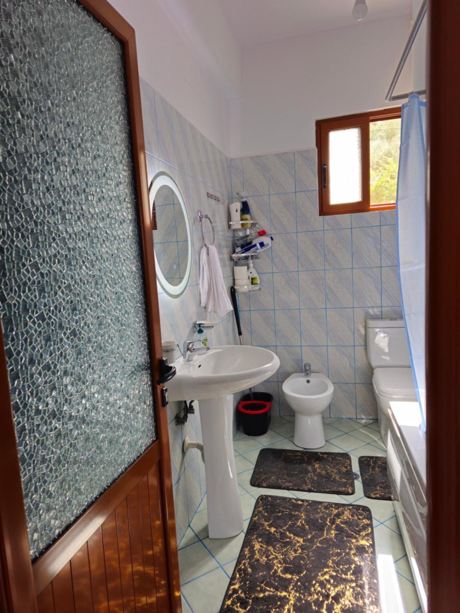 Guesthouse Iljaz เบราท ภายนอก รูปภาพ